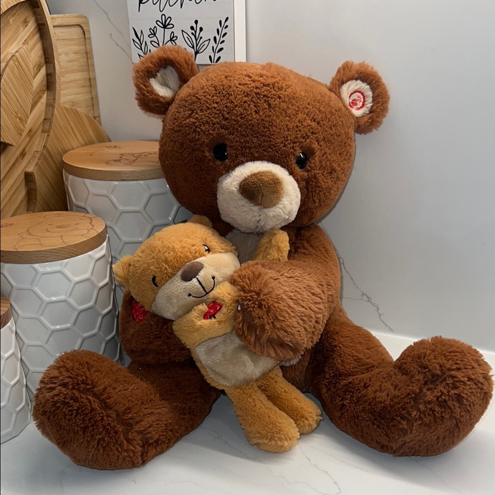 2016 Hallmark Count On Me Singing (Bruno Mars Song) Plushie Two Bears see Video!